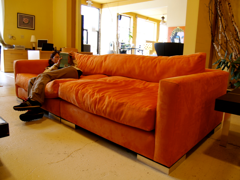 Illustration for article titled The Perfect Couch For a Lazy Gizmodian
